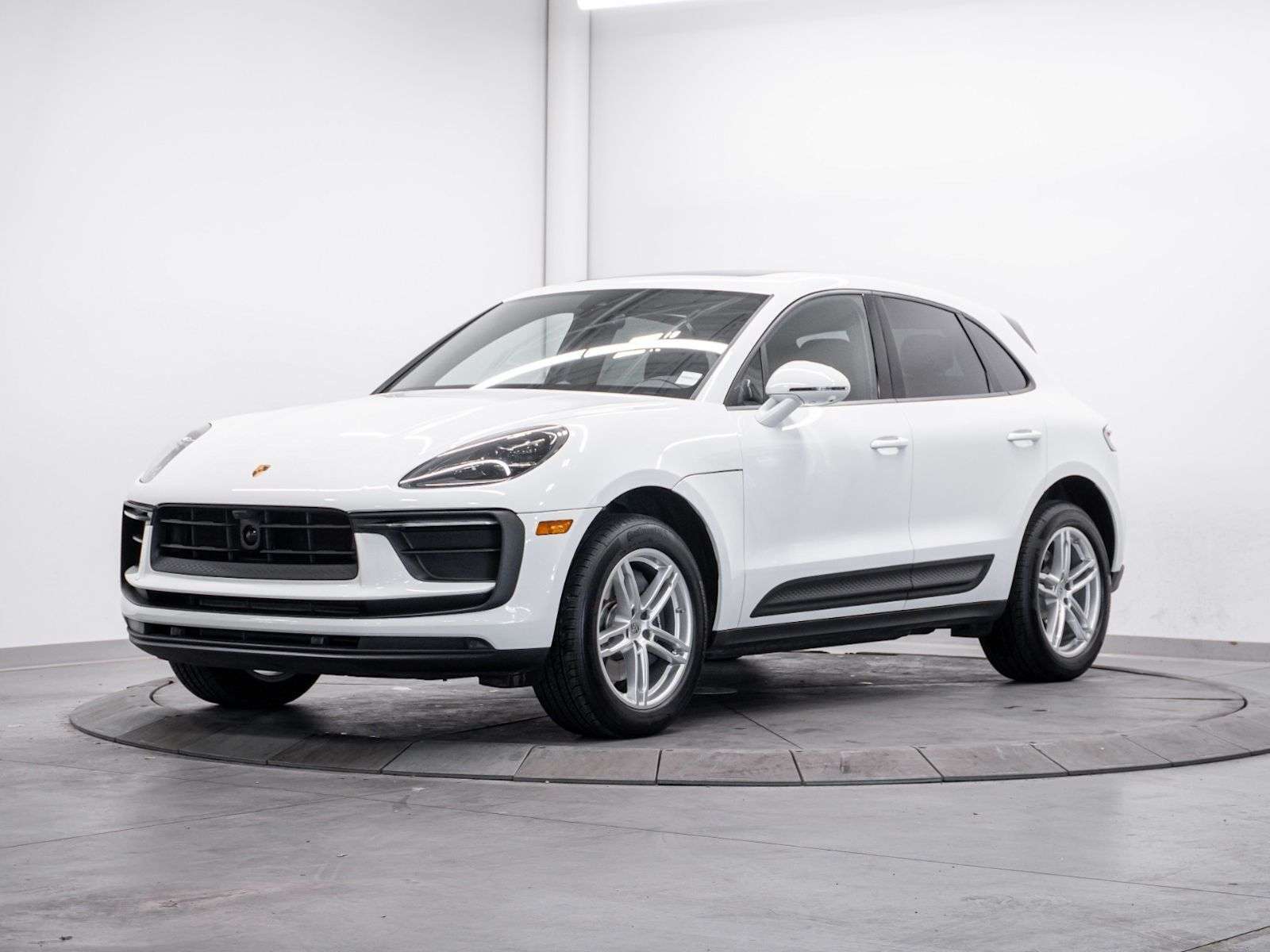 2025 Porsche Macan | Full Front PPF, Low Mileage, Premium Package Plu