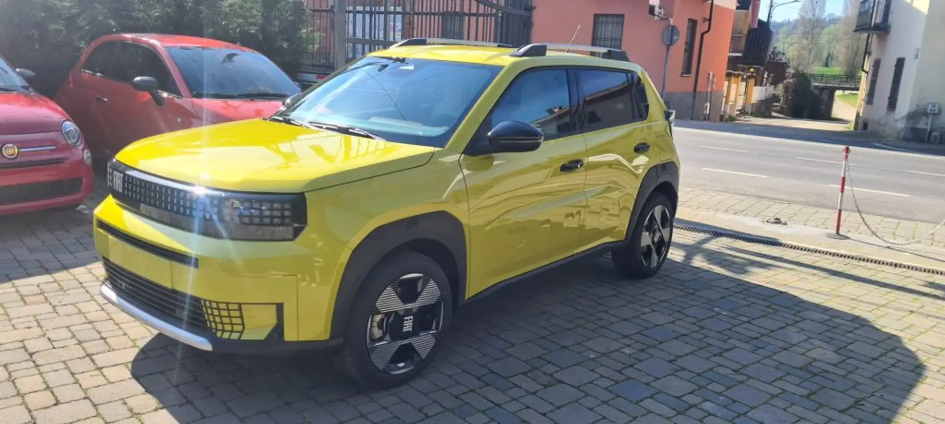Fiat Grande Panda PROMO FINANZ 1.2 Hybrid 110CV Pop CON ROTTAMAZIONE Roşu - 1