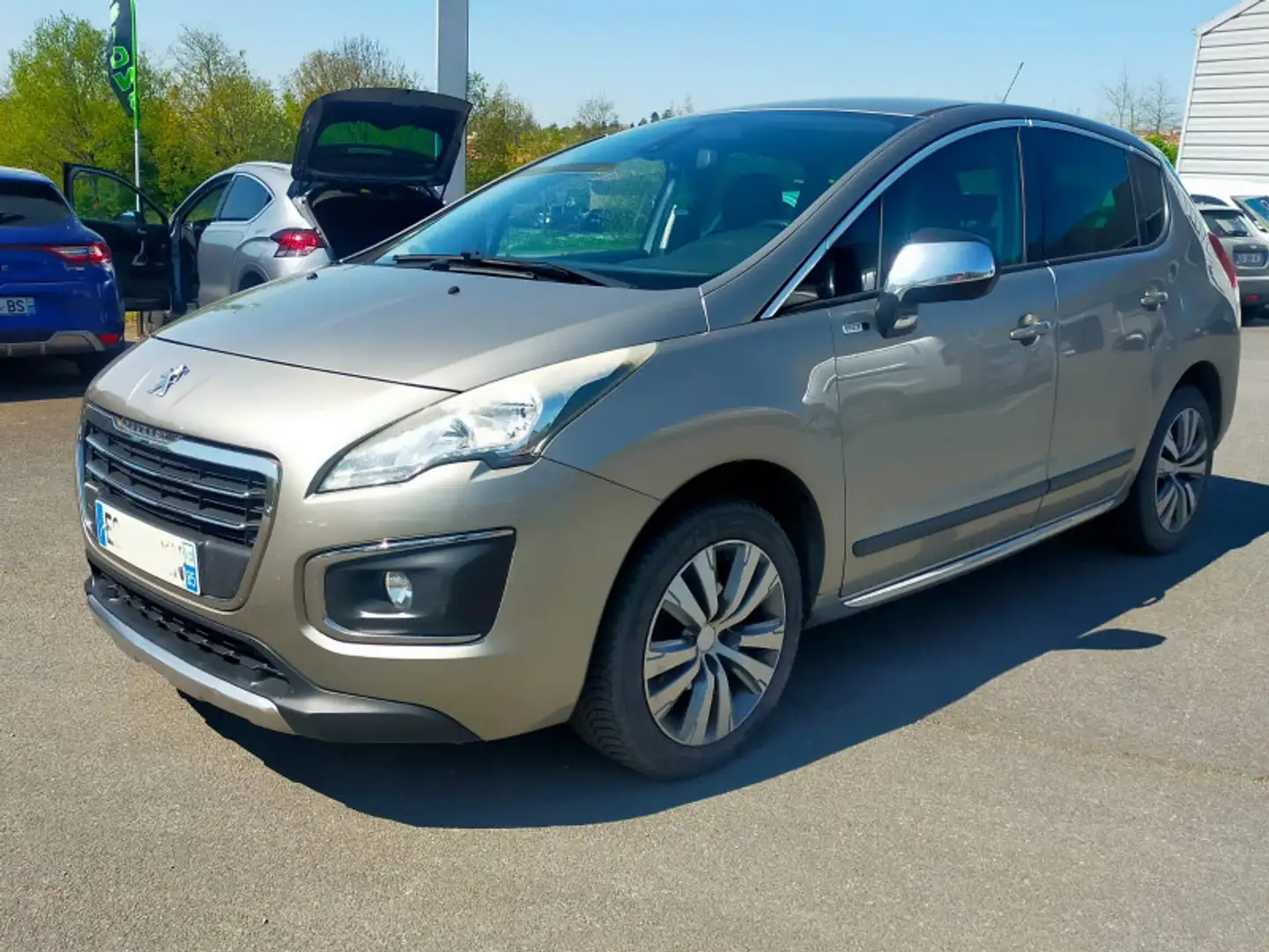 Peugeot 3008 1.6 HDI115 FAP STYLE II - 1