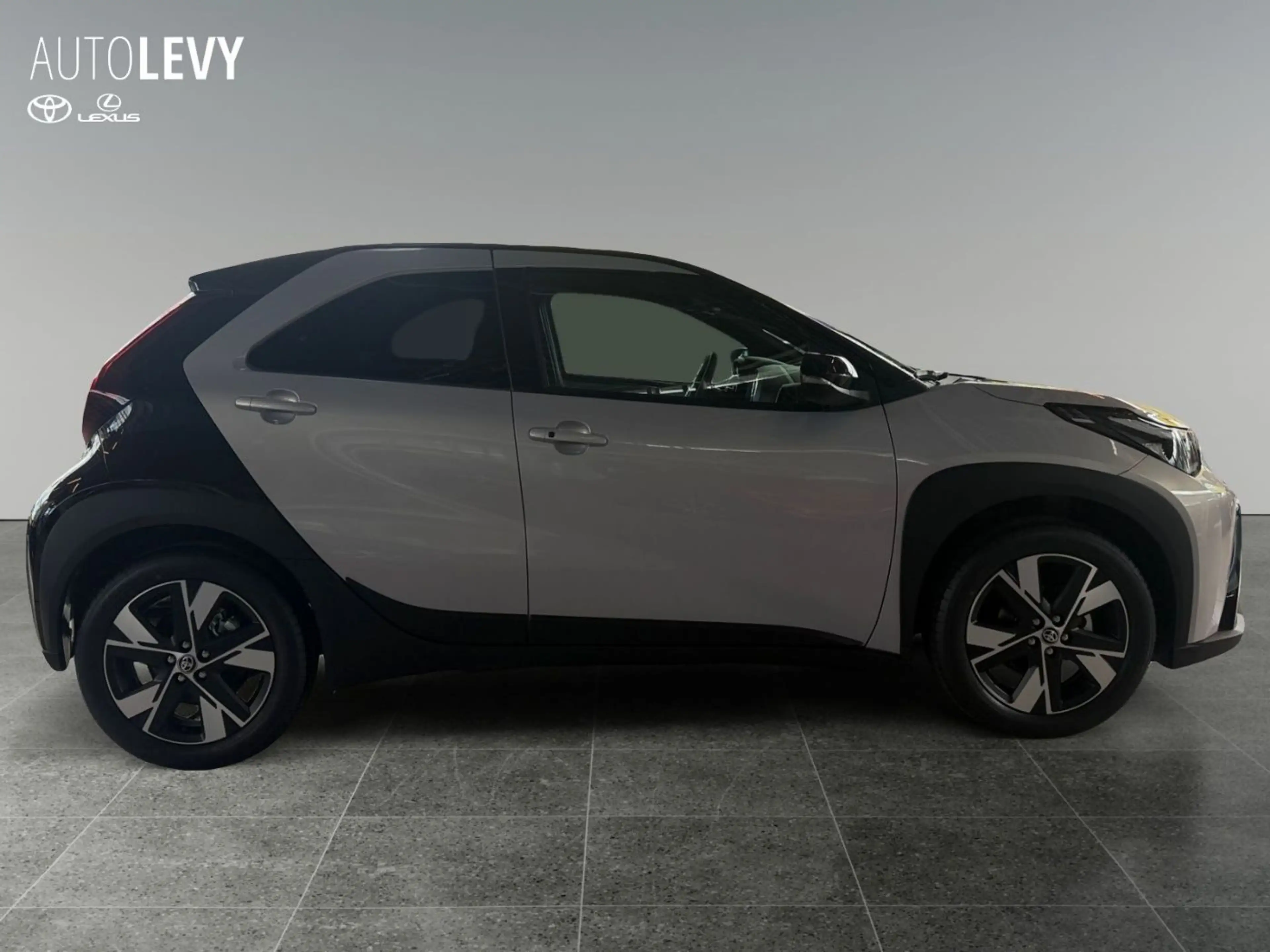 Toyota Aygo X Teamplayer Hybrid+Sitz-Hz +Nur mit Inzahlung! — photo 7