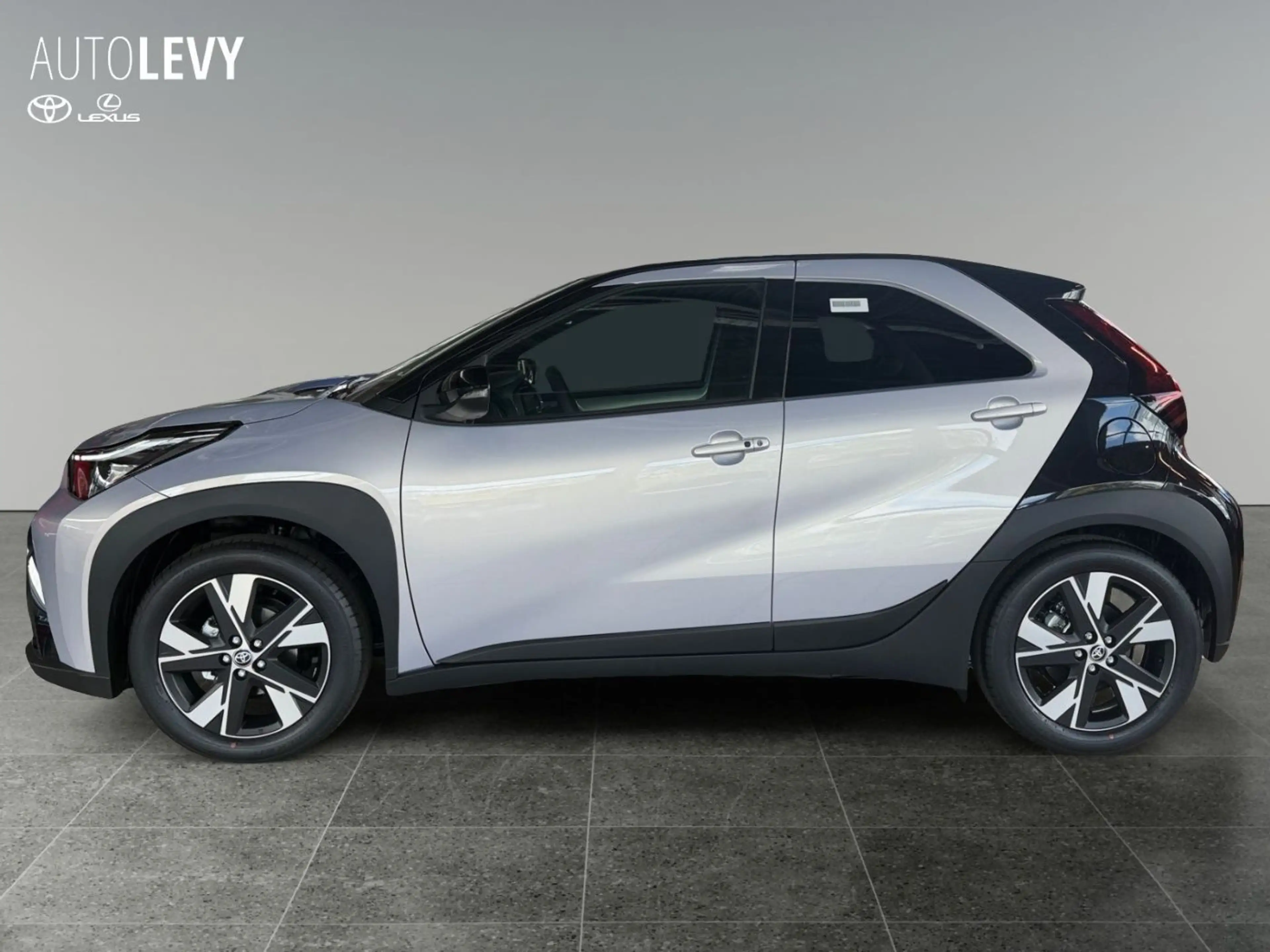 Toyota Aygo X Teamplayer Hybrid+Sitz-Hz +Nur mit Inzahlung! — photo 3