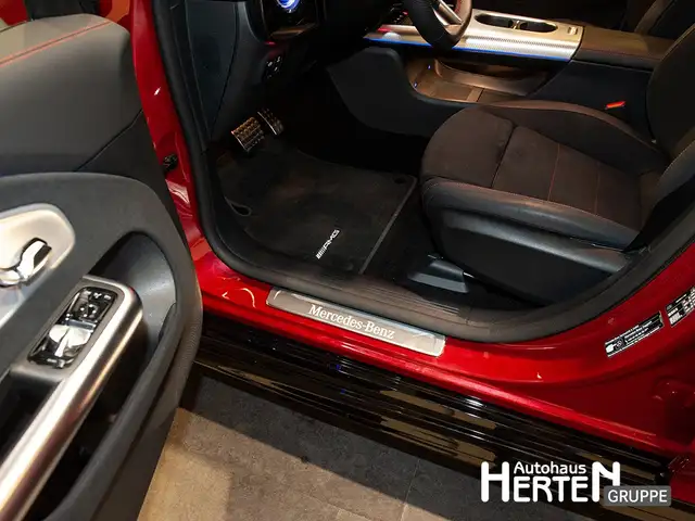 Mercedes-Benz CLA view 12
