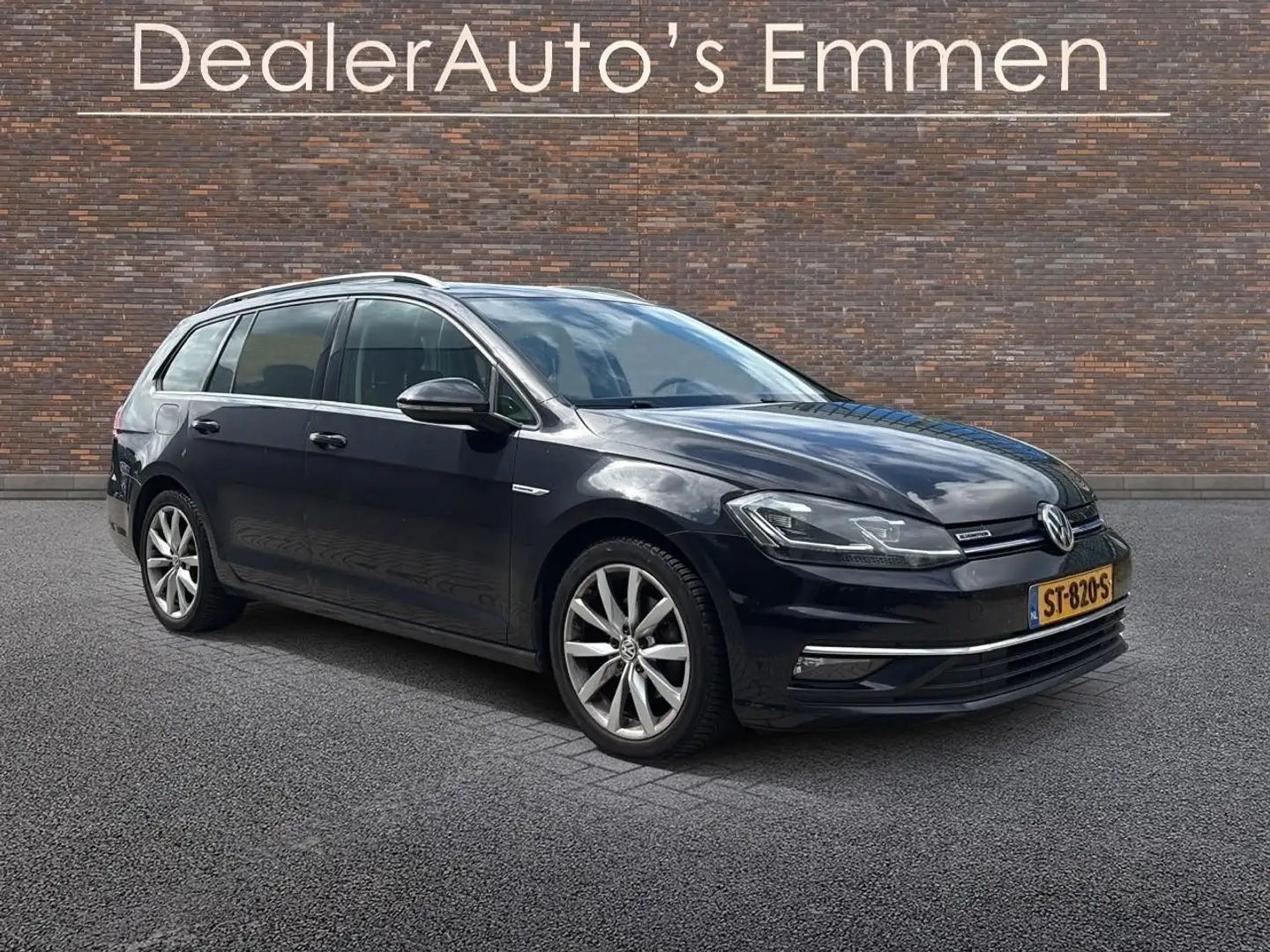 Volkswagen Golf Variant 1.5 TSI Highline PANODAK LED MV NAVIGATIE Negru - 1