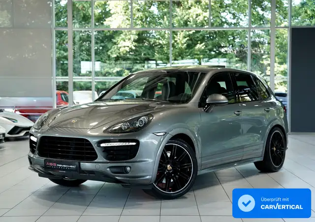 Porsche Cayenne GTS main image