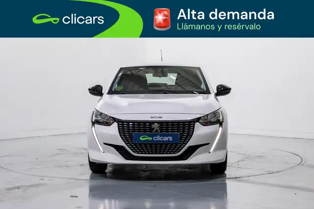 Peugeot 208 view 2