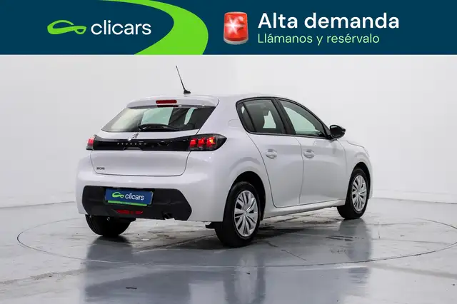 Peugeot 208 view 5