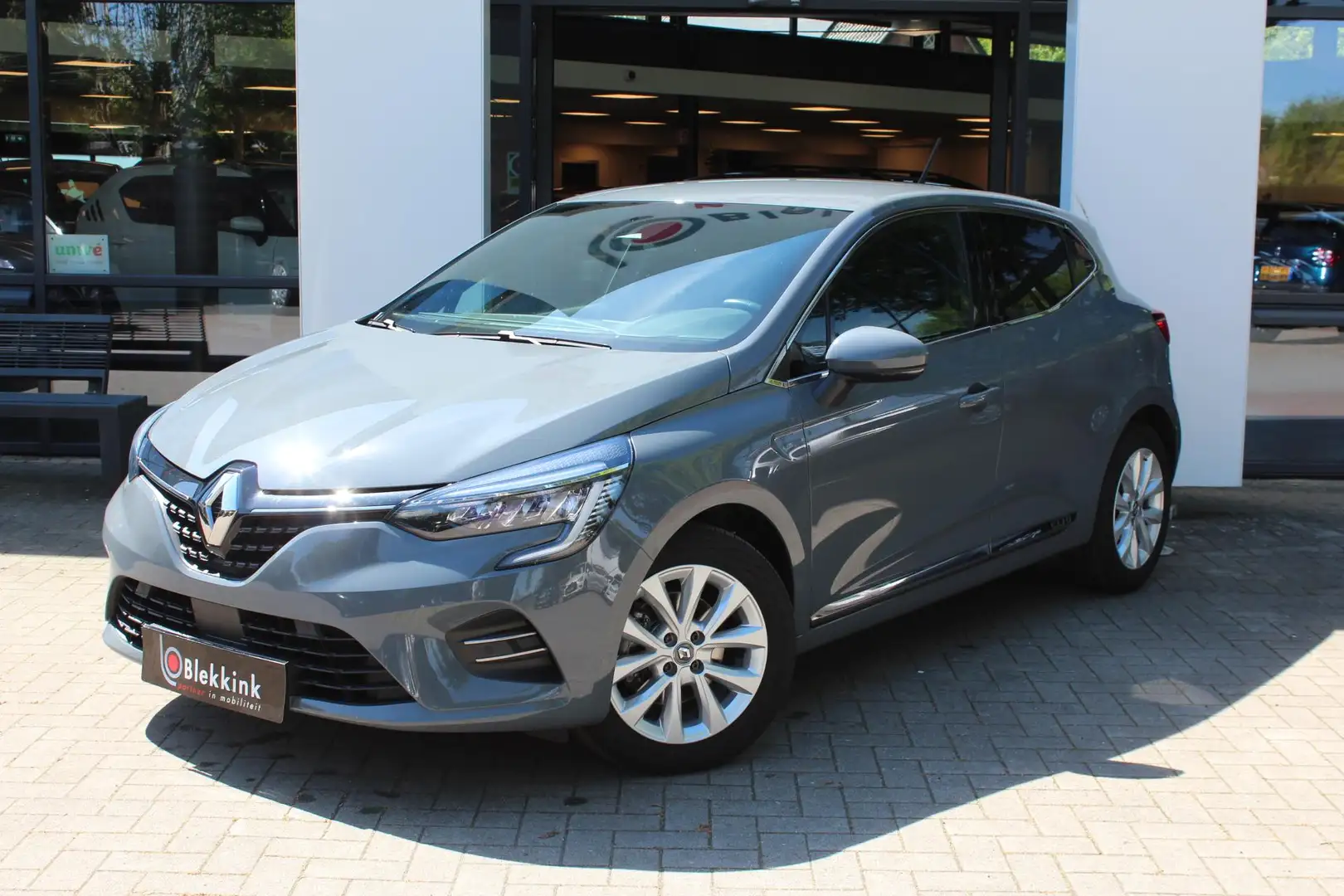 Renault Clio 1.3 TCe Intens 130 pk EDC AUTOMAAT Gris - 1