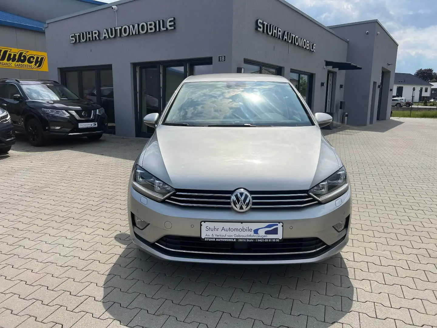 Volkswagen Golf Sportsvan GolfSportsvan VII 1.4Aut. Navi Kamera AHK SHZ 1. Gris - 2