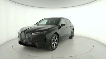 xdrive50 pacchetto sportivo