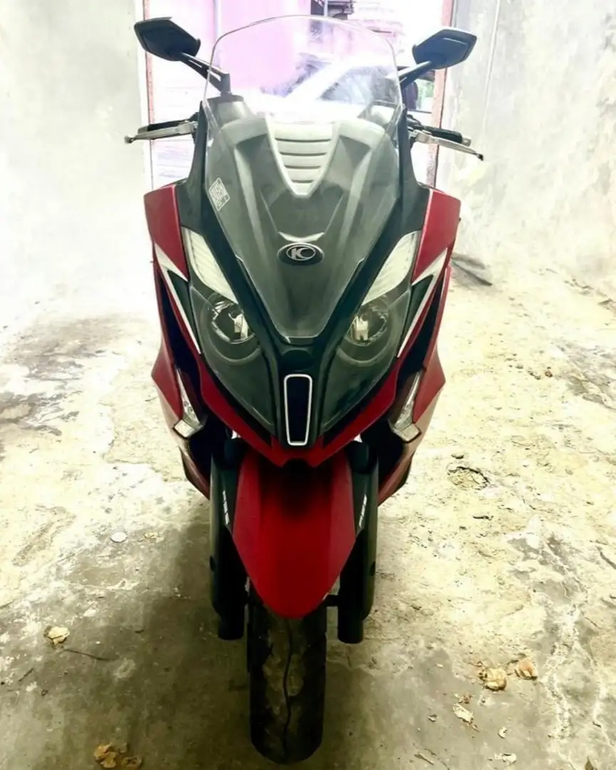 Kymco Downtown 350i Red - 2