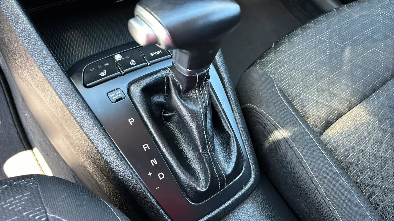 Kia Rio снимка Kia Rio