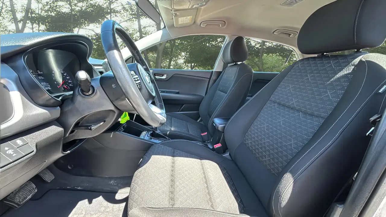 Kia Rio снимка Kia Rio