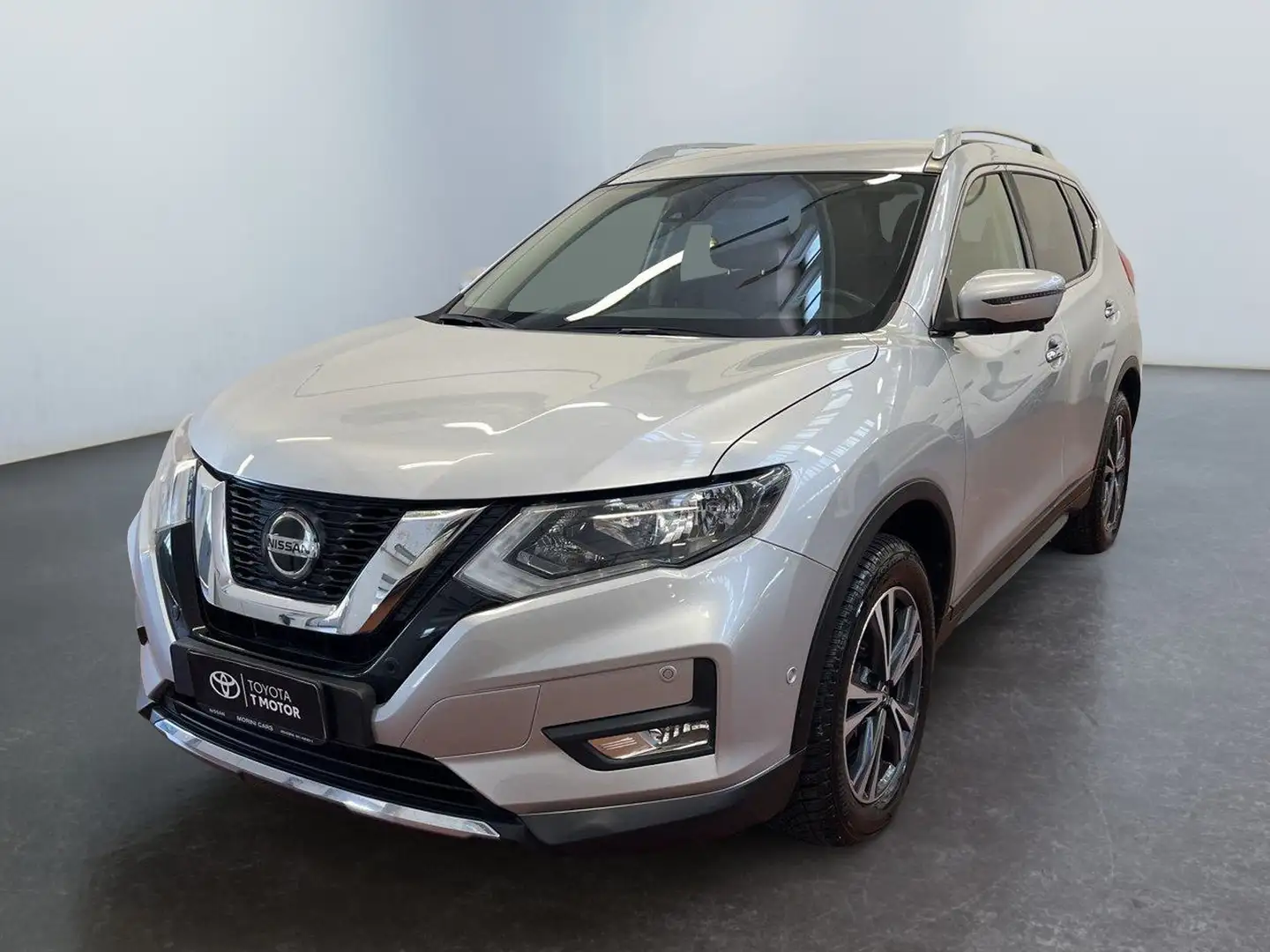 Nissan X-Trail 1.6 dCi 2WD N-Connecta Zilver - 1