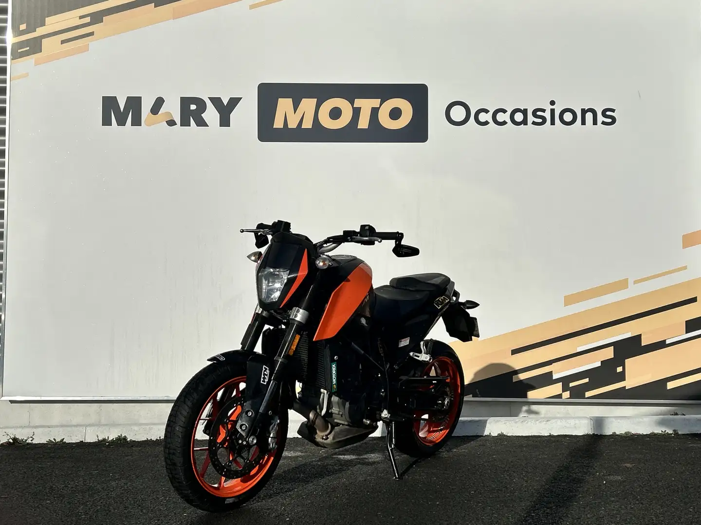 KTM 690 Duke Orange - 2