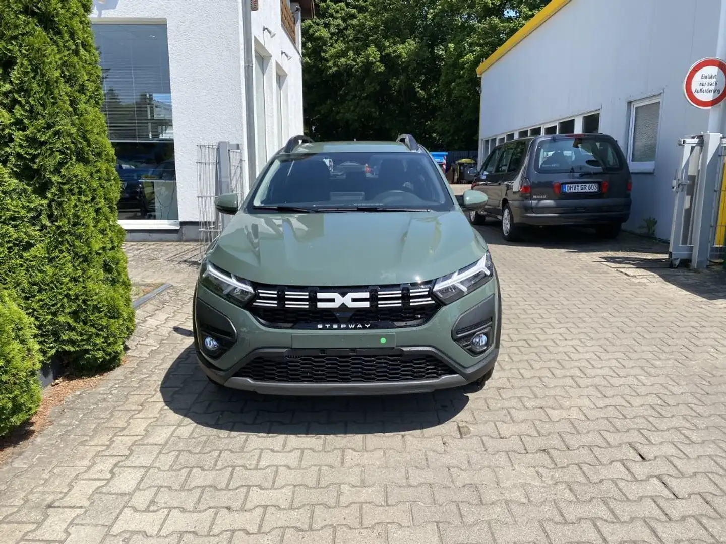 Dacia Sandero Stepway ECO-G 100 Grau - 2