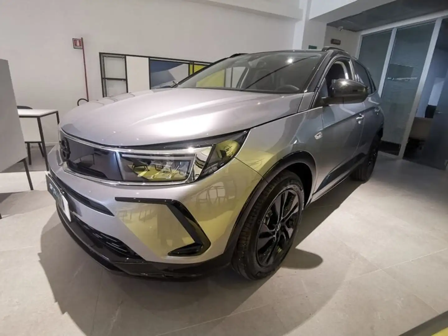Opel Grandland X GS HYBRID 136 HP Grigio - 1