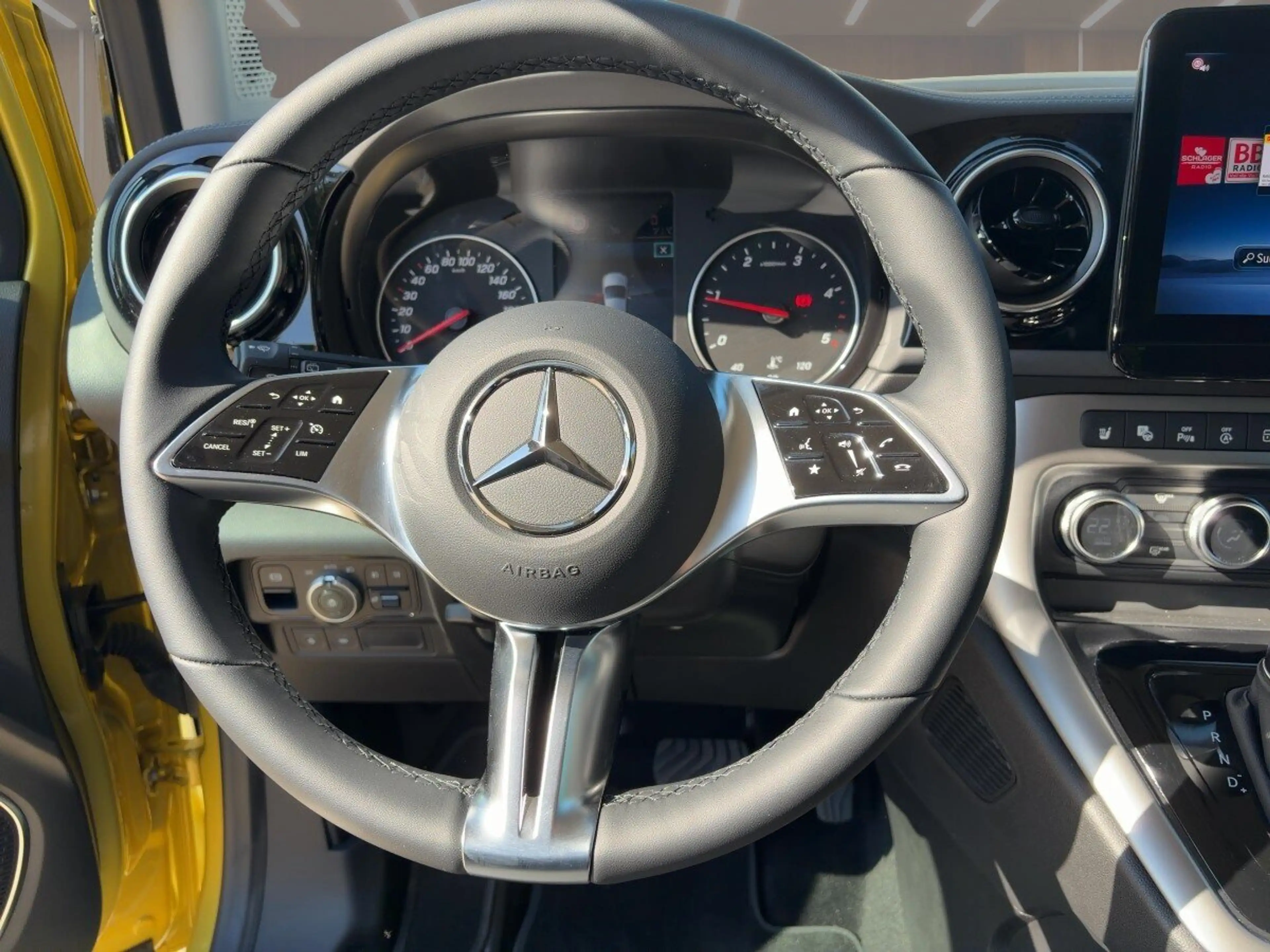 Mercedes-Benz T-Class T 180 d PROGRESSIVE EDITION LED+NAVI+KEYGO+R-KAM — photo 9
