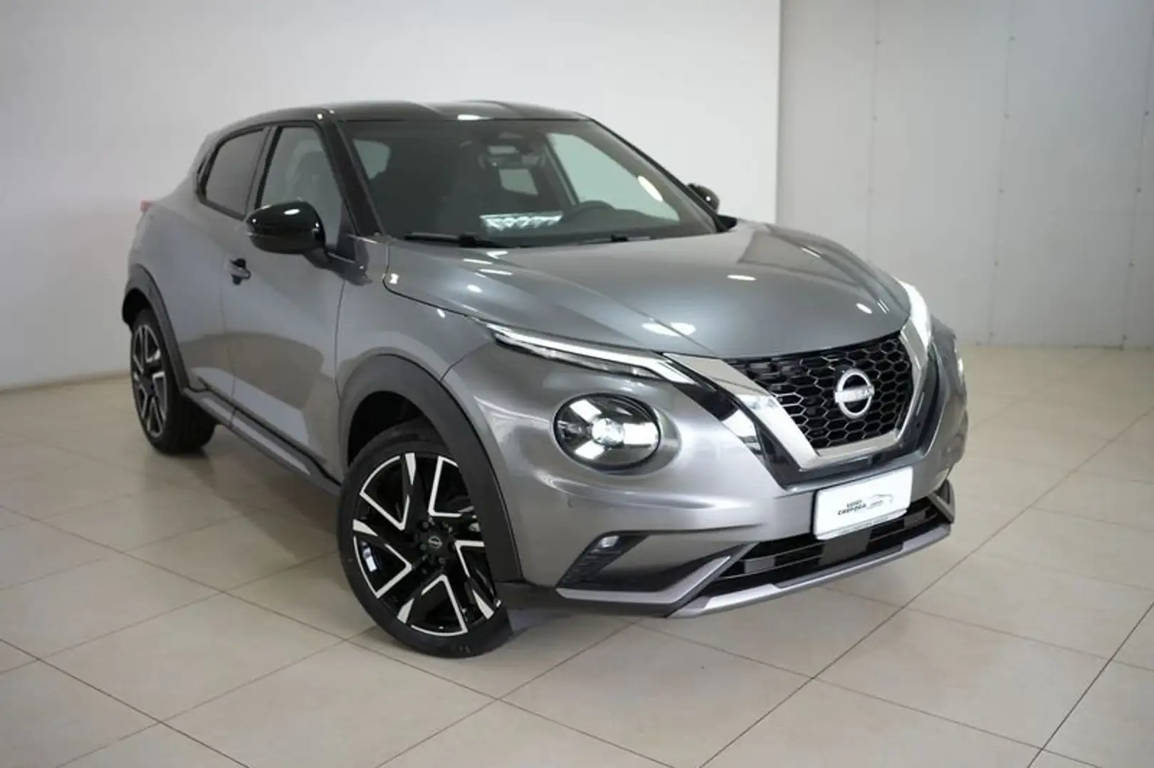 Nissan Juke 2ª serie 1.0 DIG-T 114 CV N-Design Grigio - 2