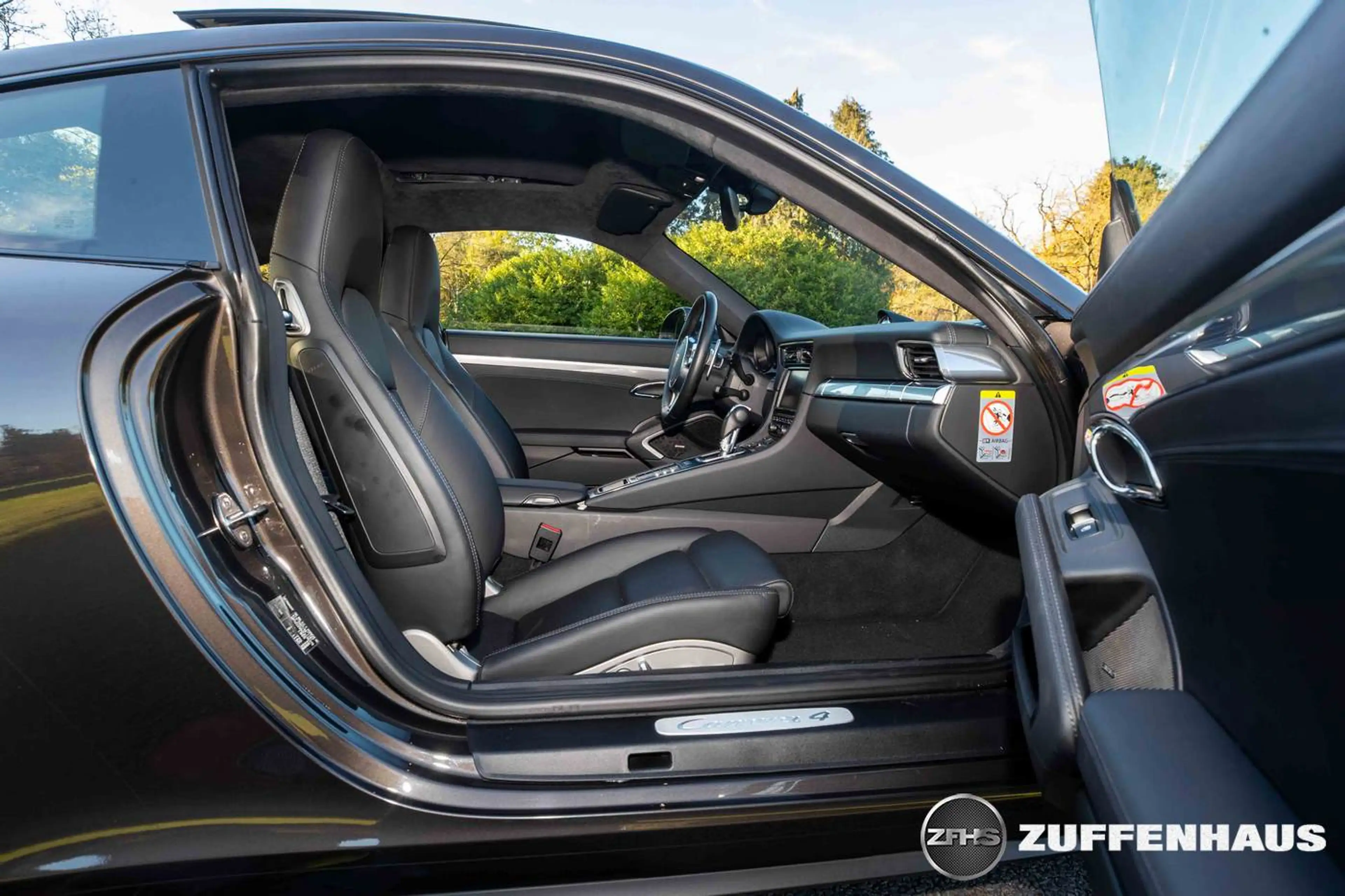 Porsche 991 3.4 Carrera 4 — photo 10