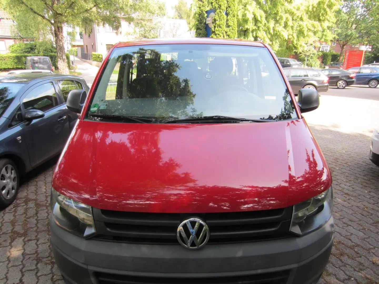Volkswagen T5 Caravelle Lang 9Sitzer, Klima usw. Rot - 2