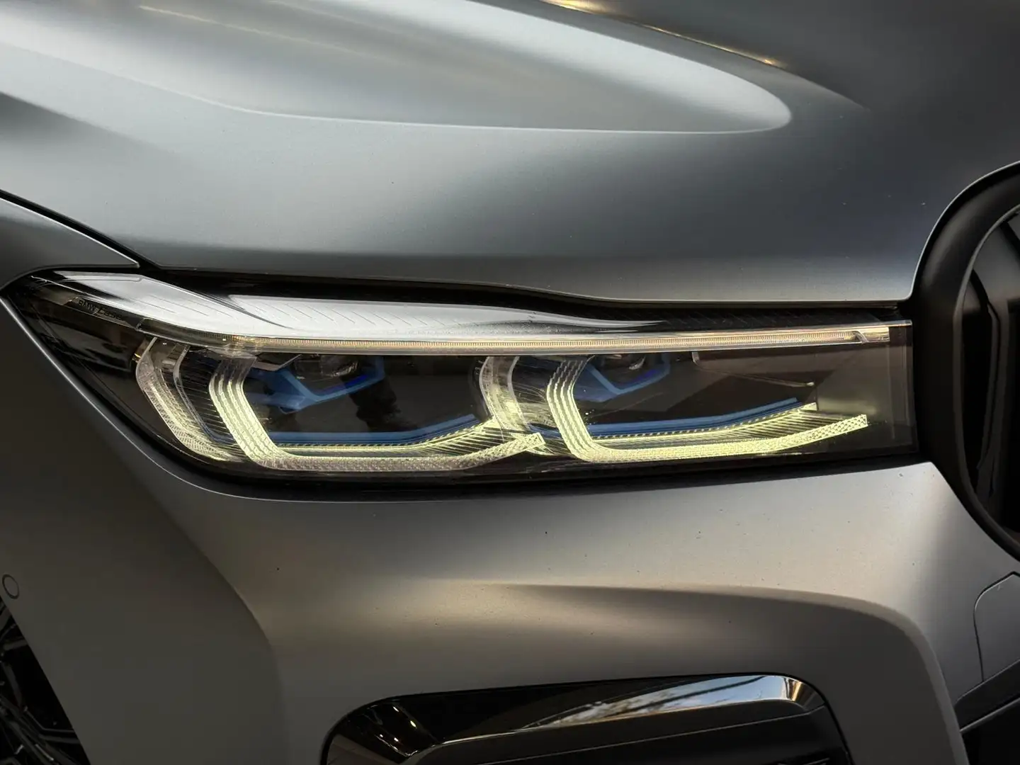 BMW 730 d M Sport*Frozen*EGSD*Laser*StHzg*H&K*Massage Grijs - 2