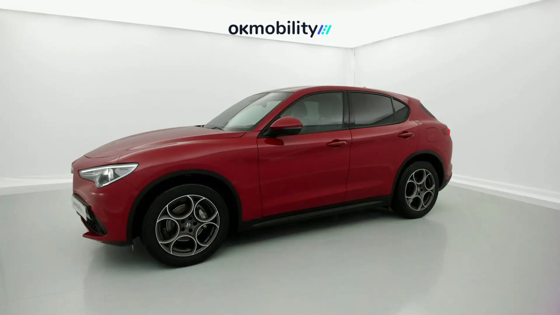 Alfa Romeo Stelvio 2.2 Sprint AWD 190 Aut. Rojo - 2