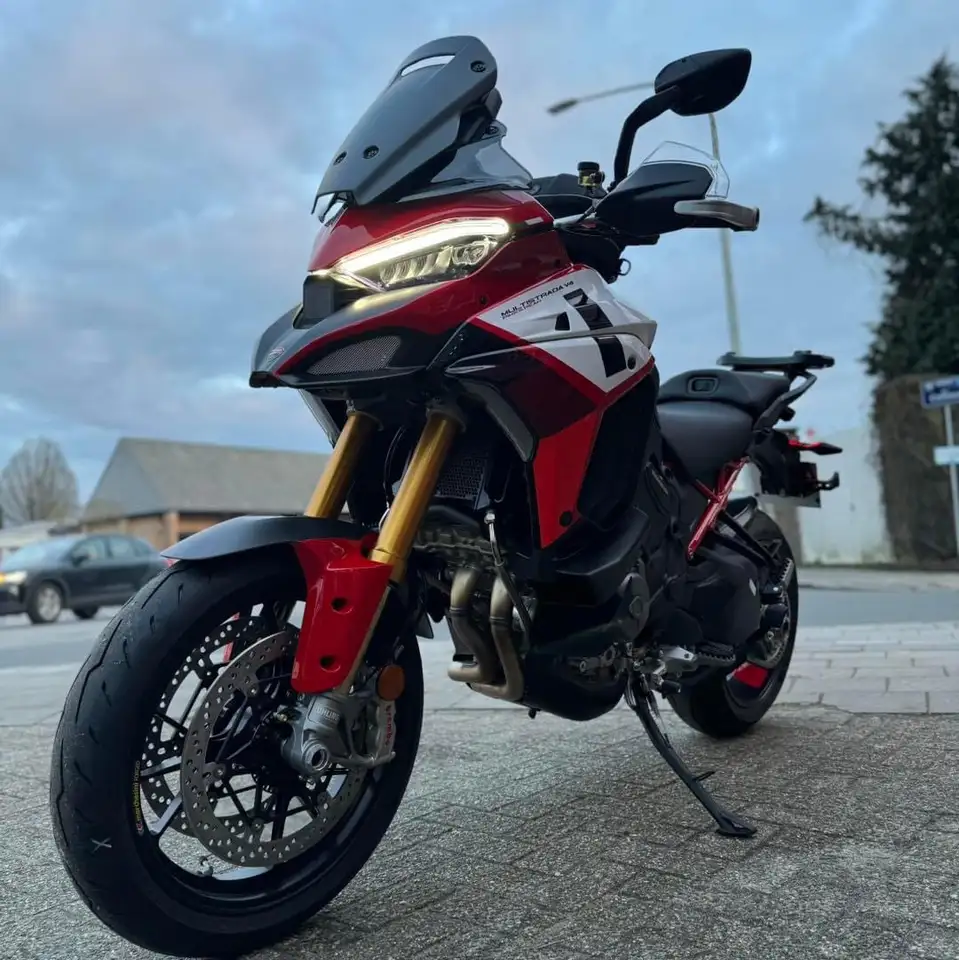 Ducati Multistrada V4 S