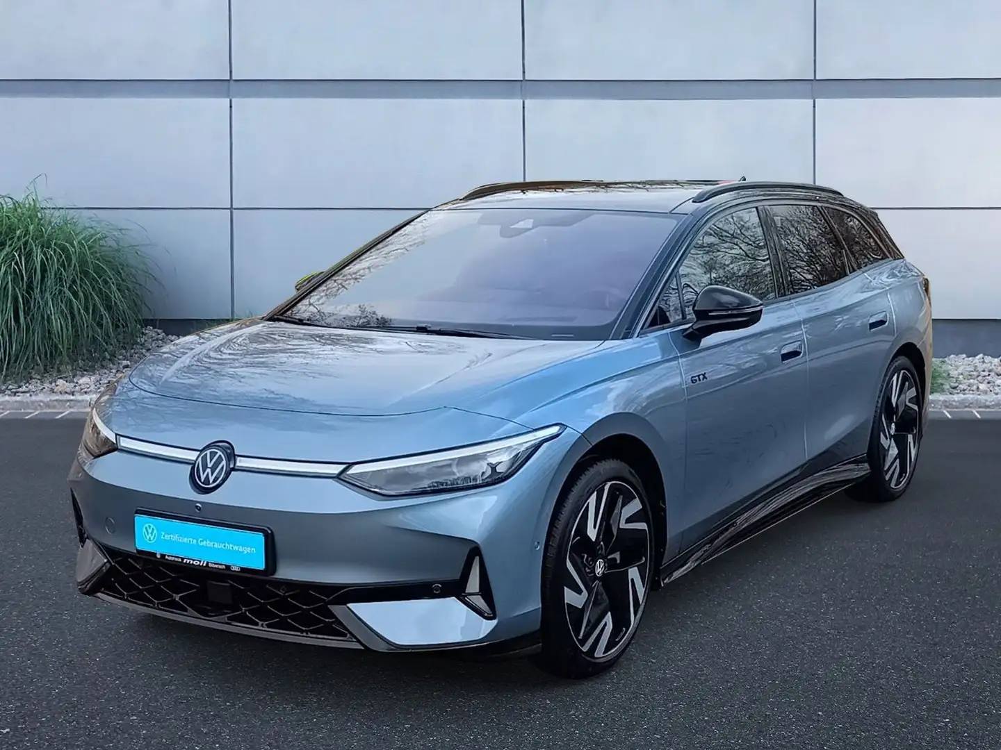 Volkswagen ID.7 Tourer GTX 4Motion 340 PS, AHK Blau - 2