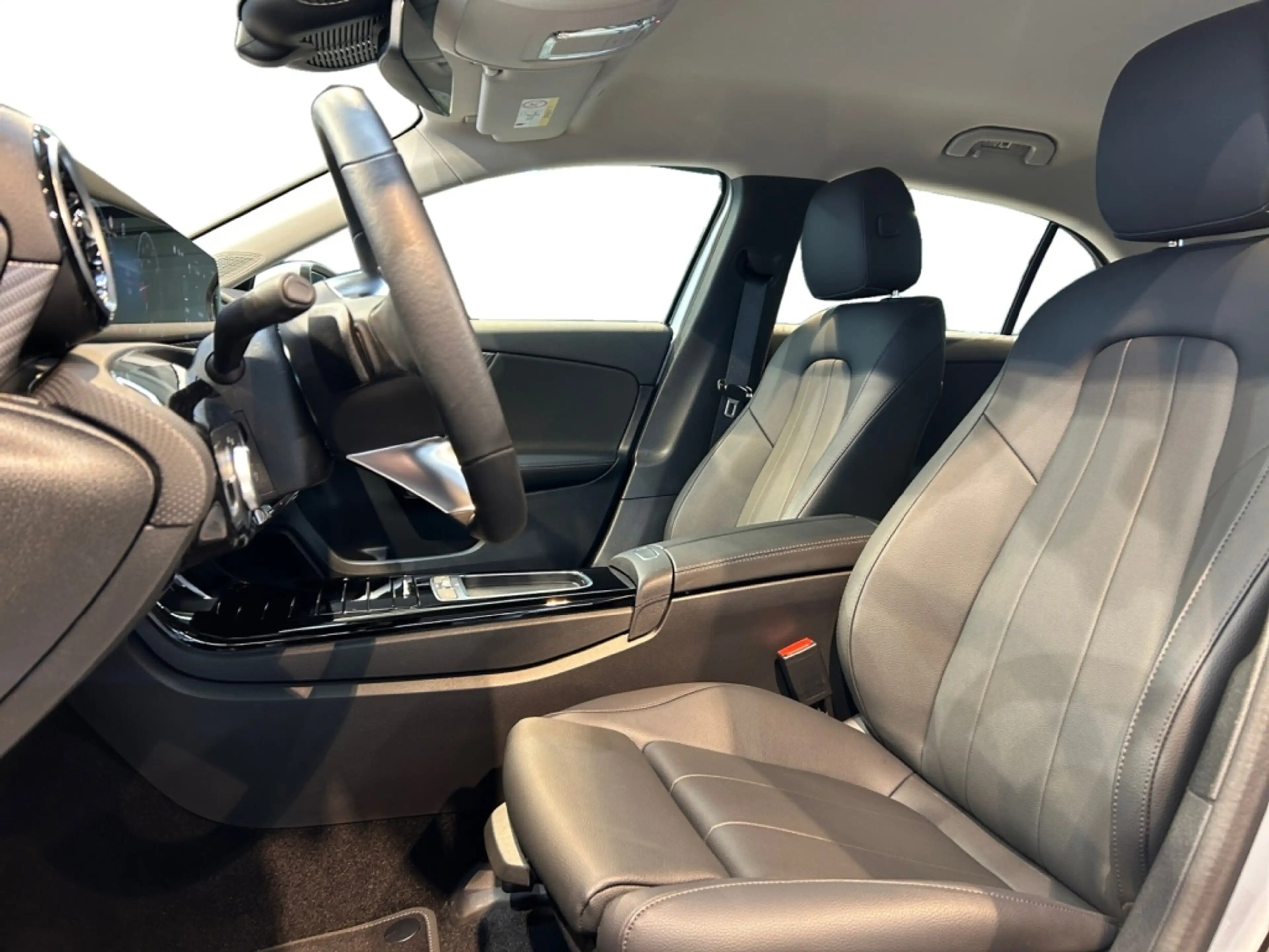 Mercedes-Benz A 200 Progressive MBUX+Progressive+Wide+Cam+LED — photo 7