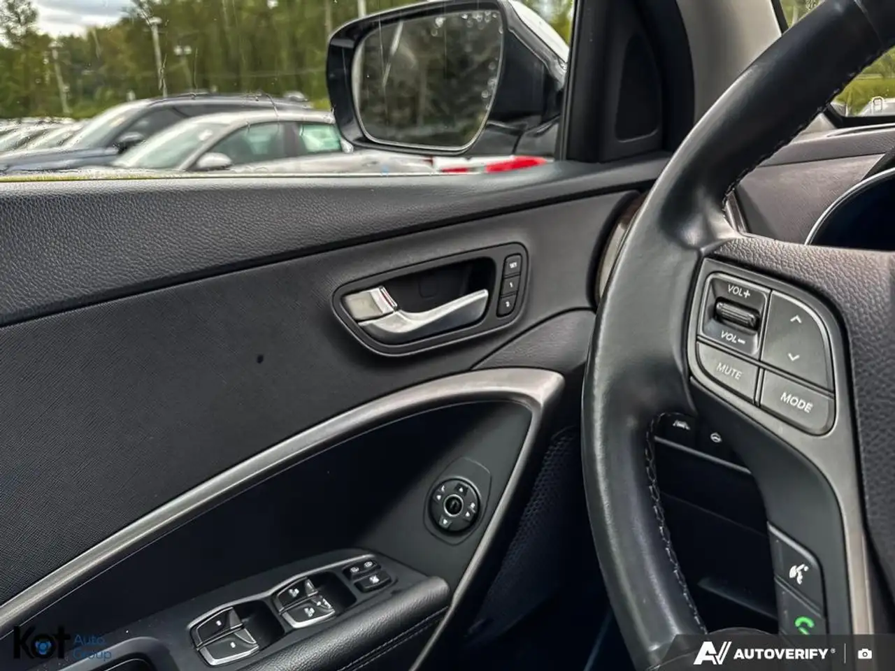 Hyundai SANTA FE снимка Hyundai SANTA FE