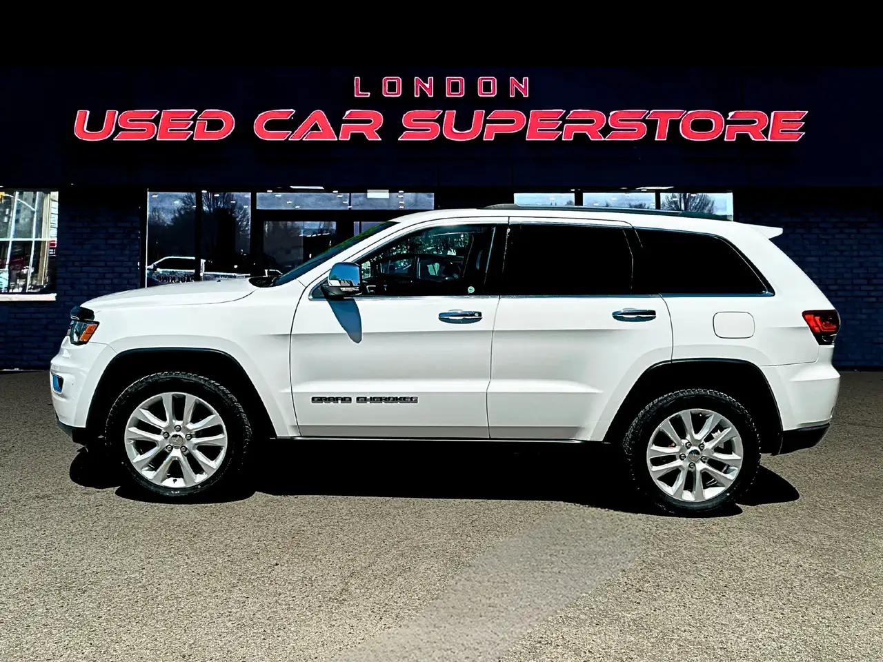 Jeep Grand Cherokee снимка Jeep Grand Cherokee