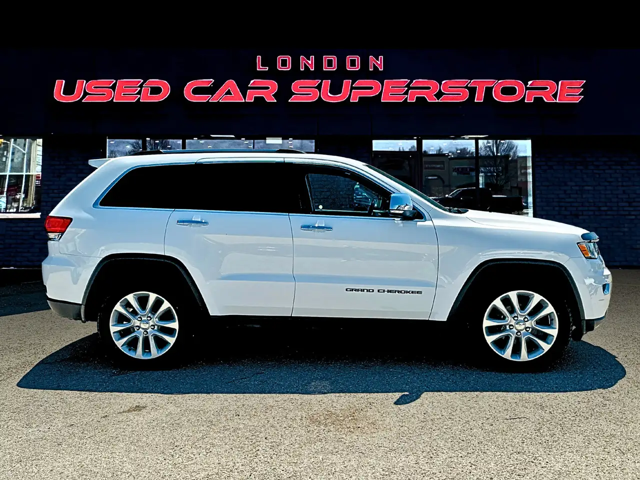 Jeep Grand Cherokee снимка Jeep Grand Cherokee