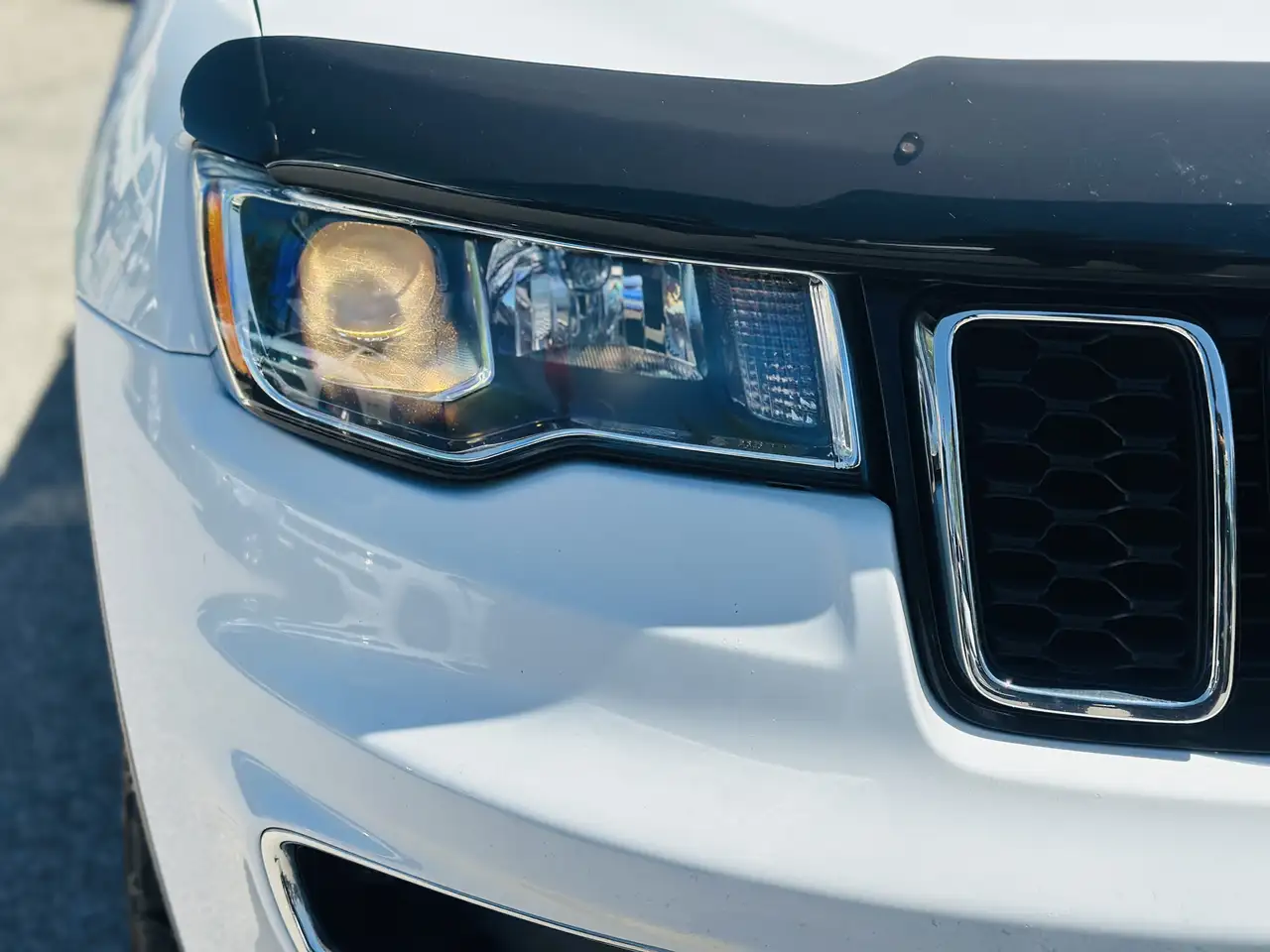 Jeep Grand Cherokee снимка Jeep Grand Cherokee