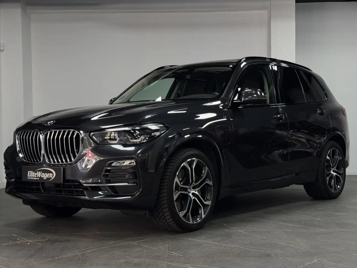 BMW X5 xDrive 45e Gris - 2