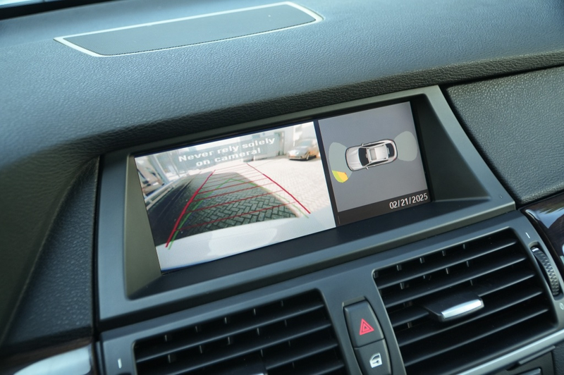 BMW X6 xDrive50i AWD I Pano I 20 Inch I — photo 17