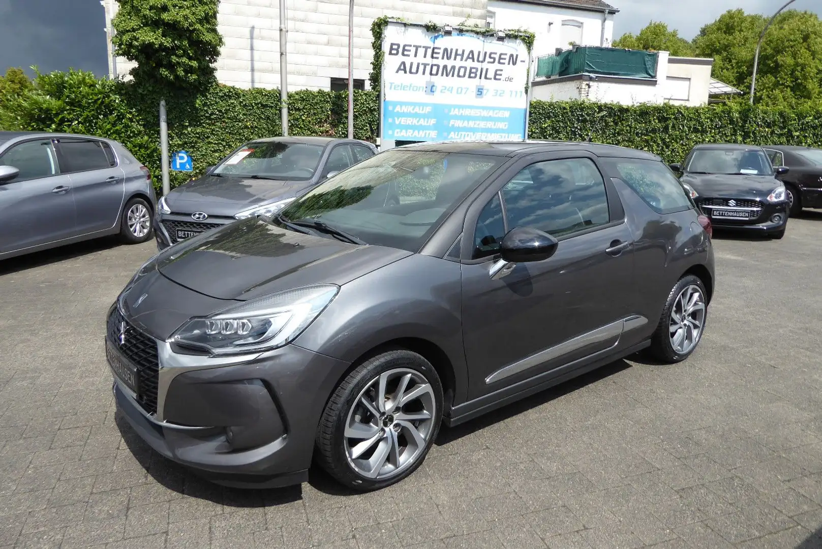 Citroen DS3 So Chic erst 77.200 KM!! Grau - 1