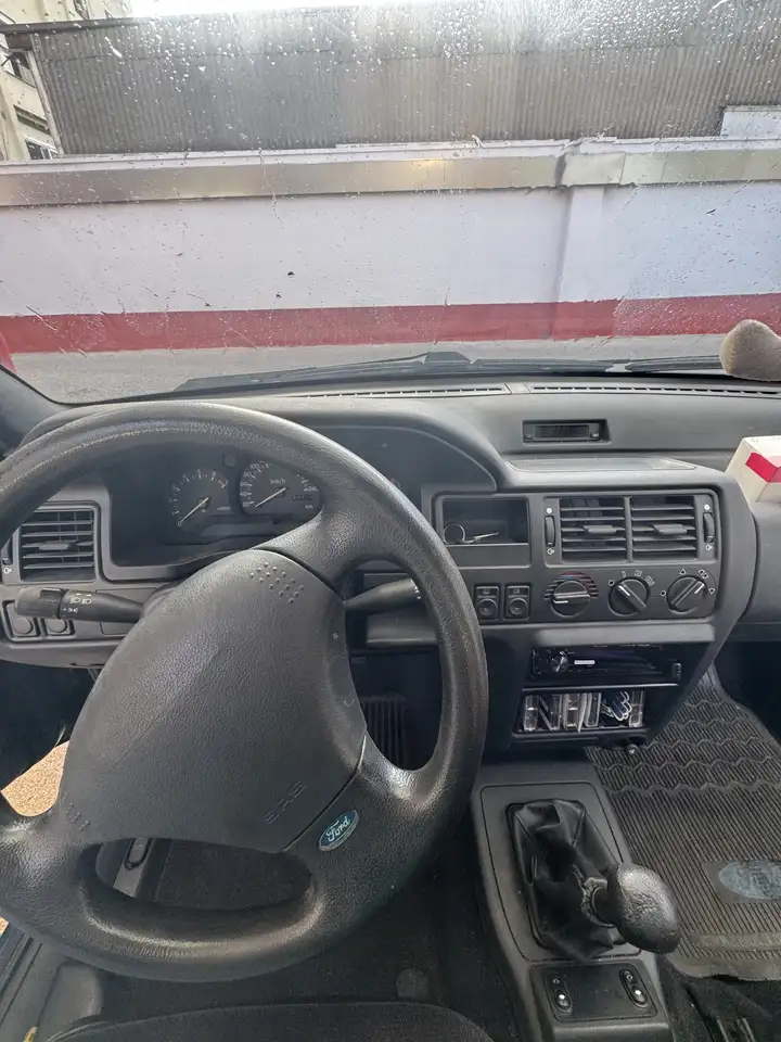 Ford Escort 1.6 Z 16v Atlanta Ghia, foto 5