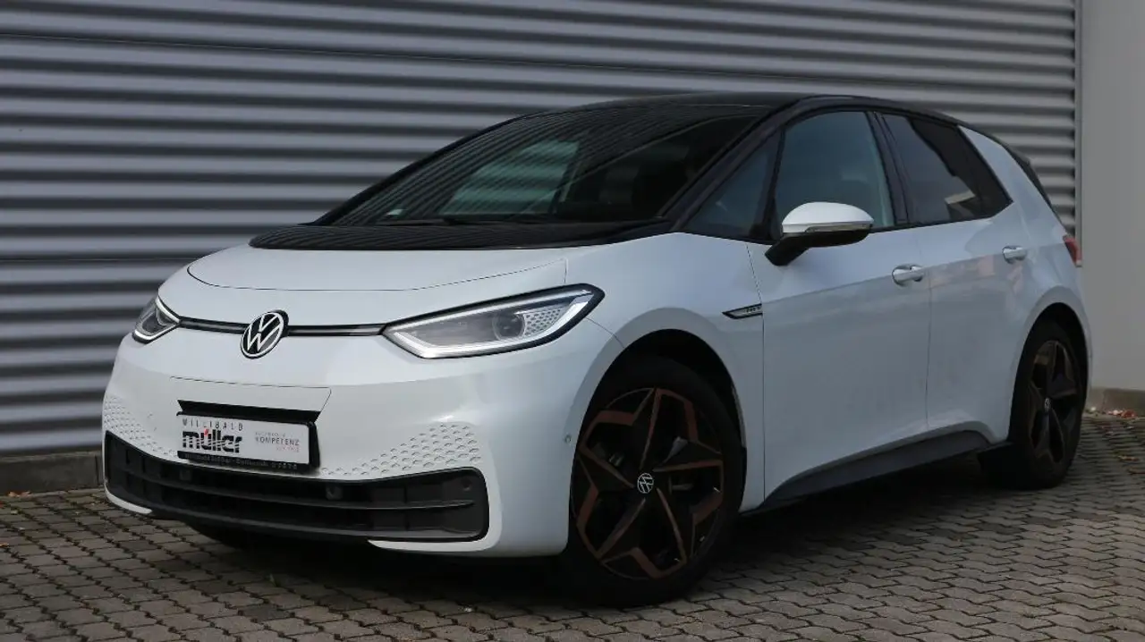 Volkswagen ID.3 Pro S Assistant-/Design-/Komfort- & Infotainment-Paket — photo 1 of 13