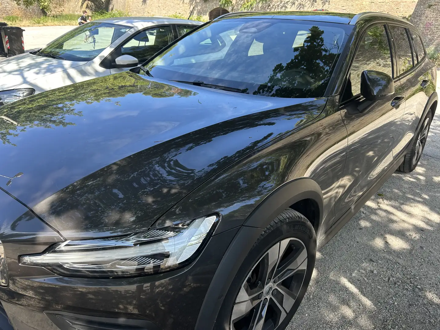 Volvo V60 Cross Country 2.0 b4 Plus awd auto - 2