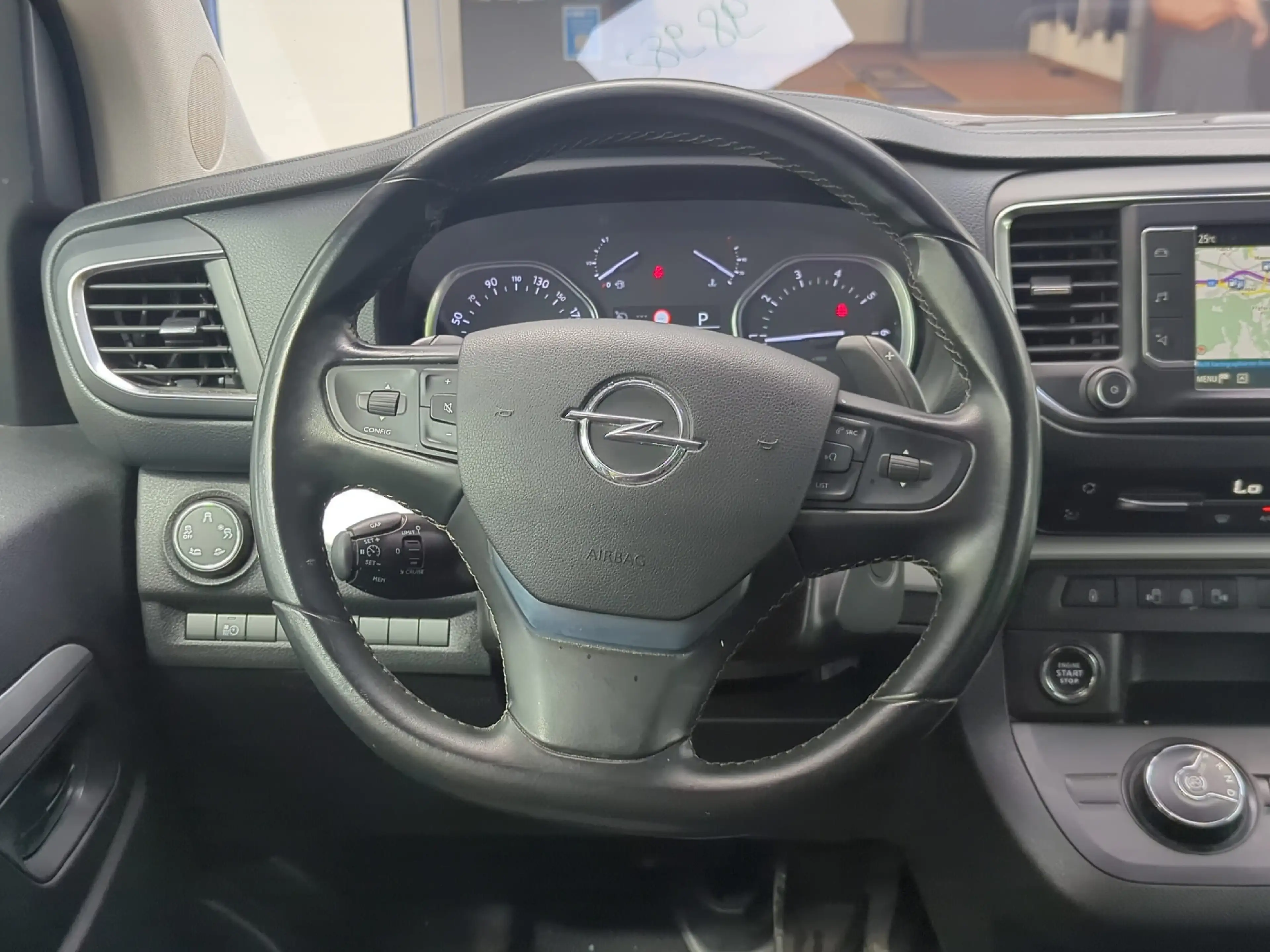 Opel Zafira Life 2.0 D Autom Tourer ACC+Navi+Pano+Grip — photo 9