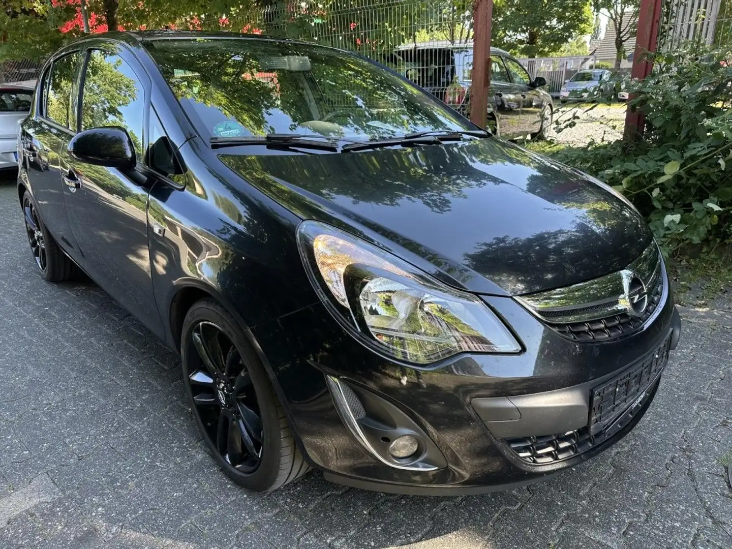 Opel Corsa D Color Edition Klima Einparkhilfe Grau - 2