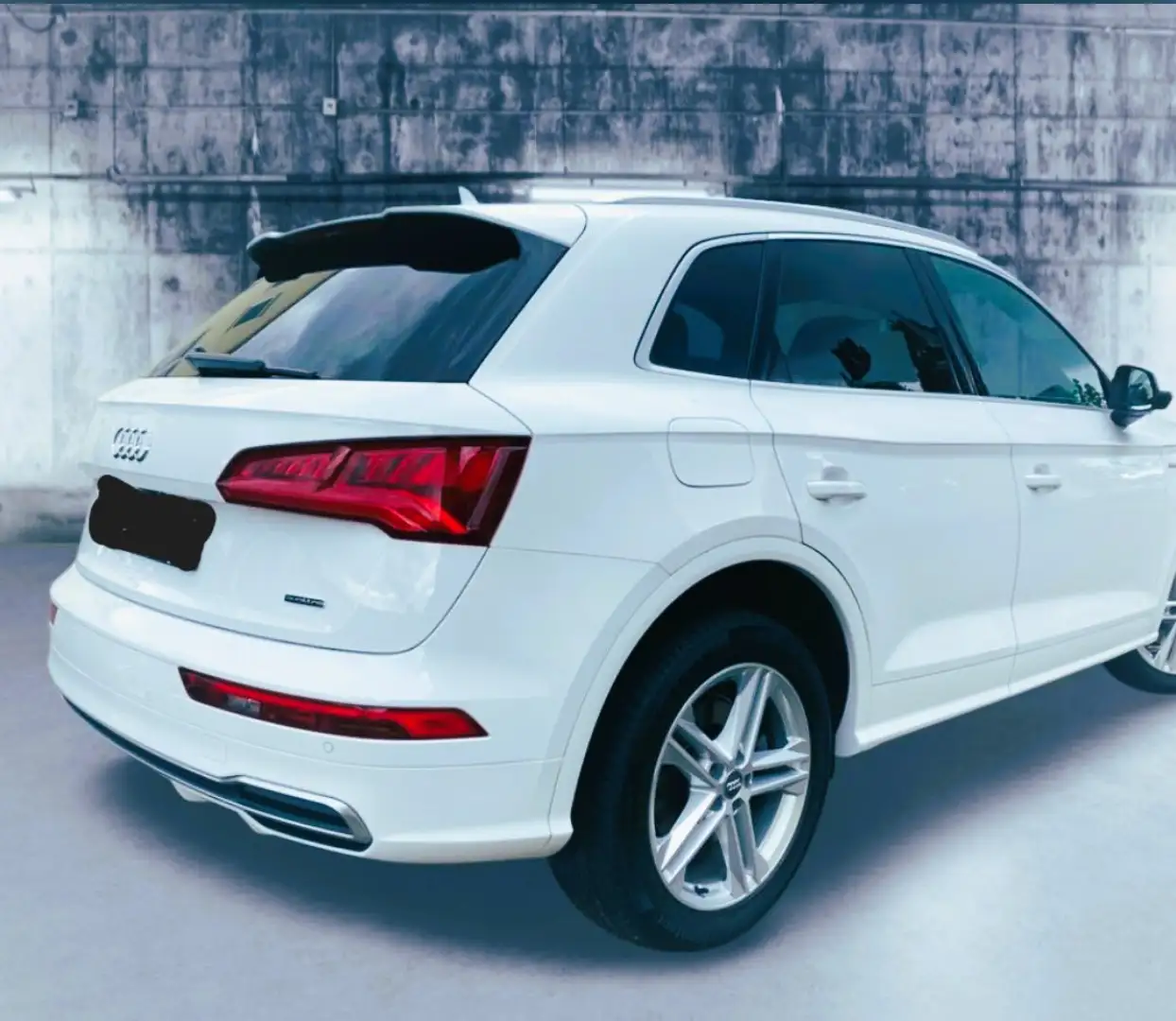 Audi Q5 Audi Q5 2.0 Qua. S trc S-Line Navi LED CAM Pano Weiß - 2