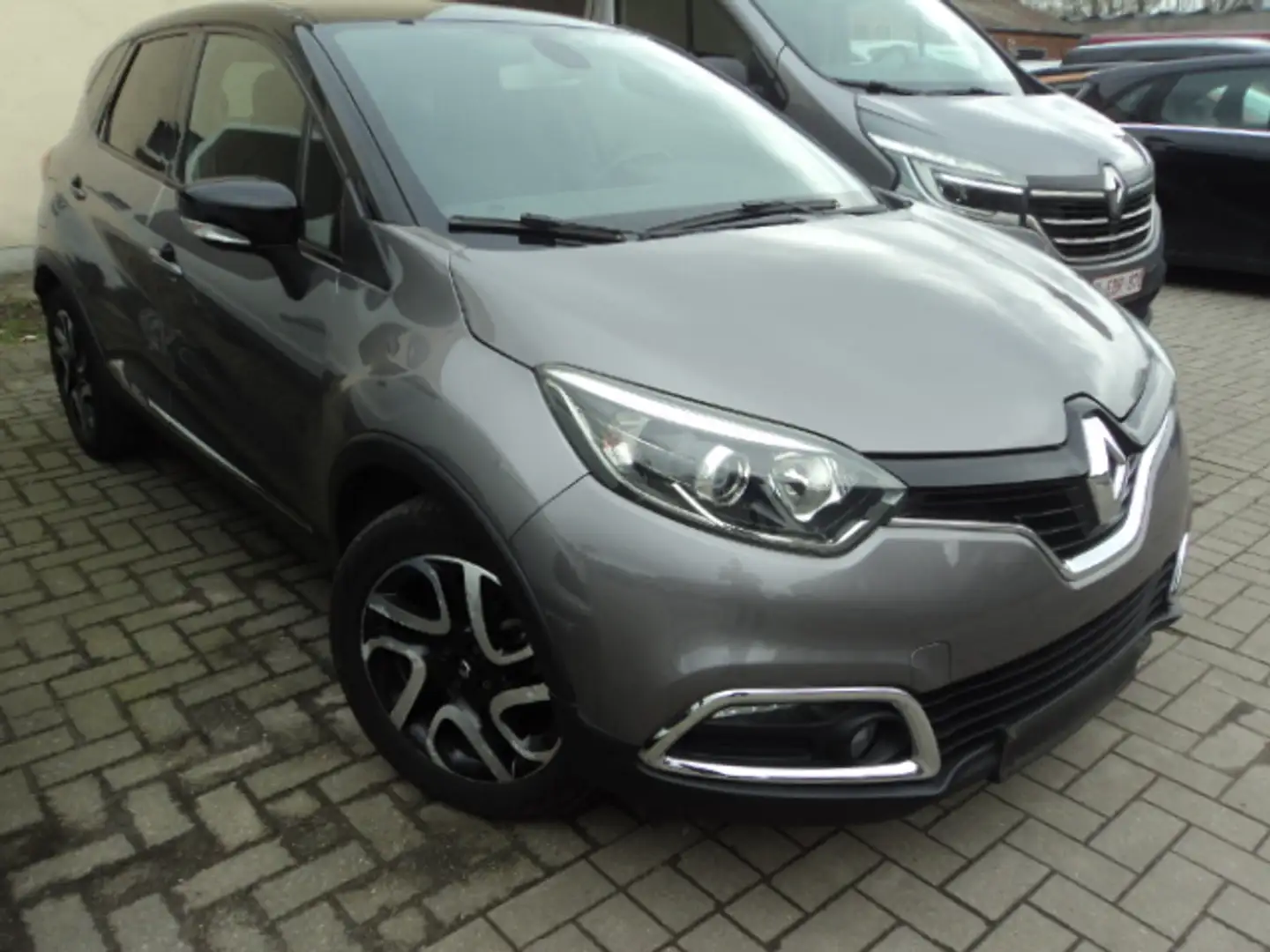 Renault Captur Captur 0.9 TCe Energy Intens Grau - 1