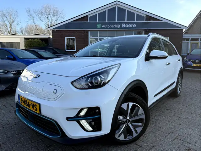 Kia e-Niro DynamicLine 64 kWh 3-Fase, Navi, Camera, Carplay,