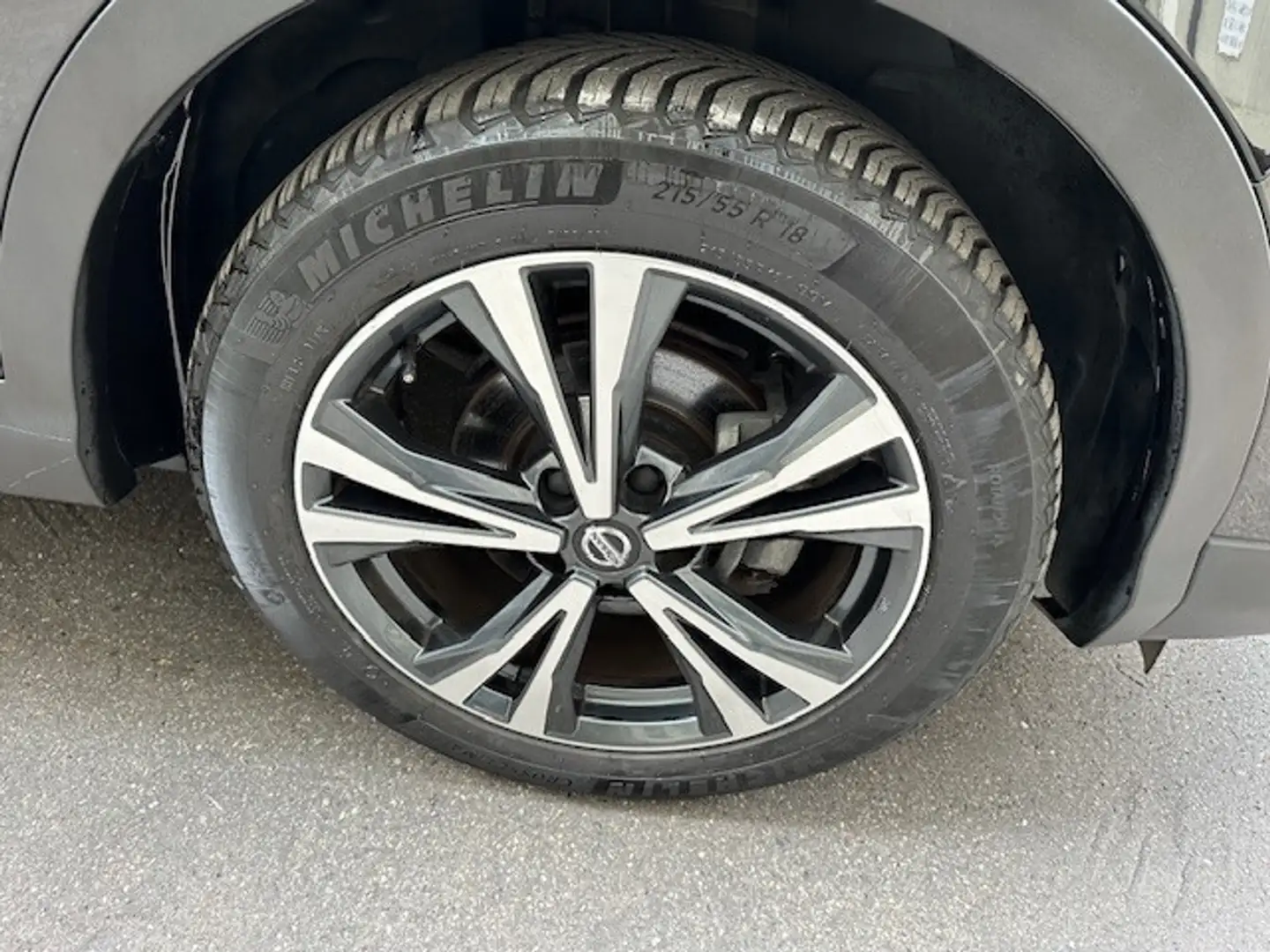 Nissan Qashqai 1.3 DIG-T 160 CV DCT N-Connecta Noir - 2