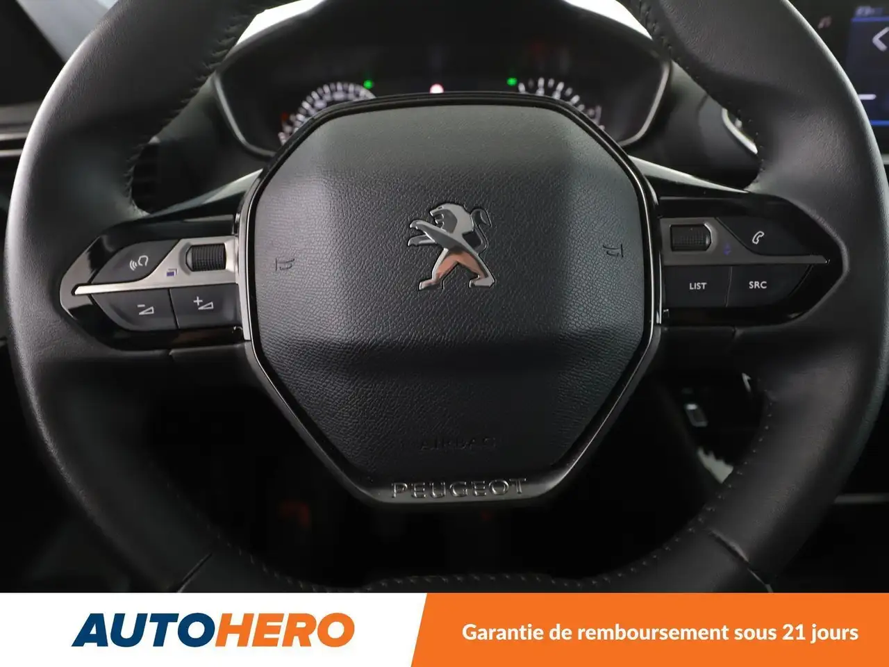 Peugeot 208 208 — photo 19