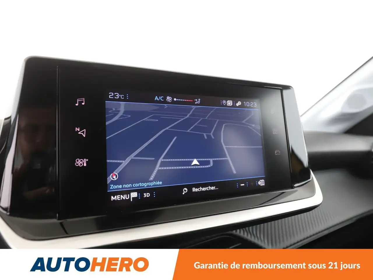 Peugeot 208 208 — photo 23
