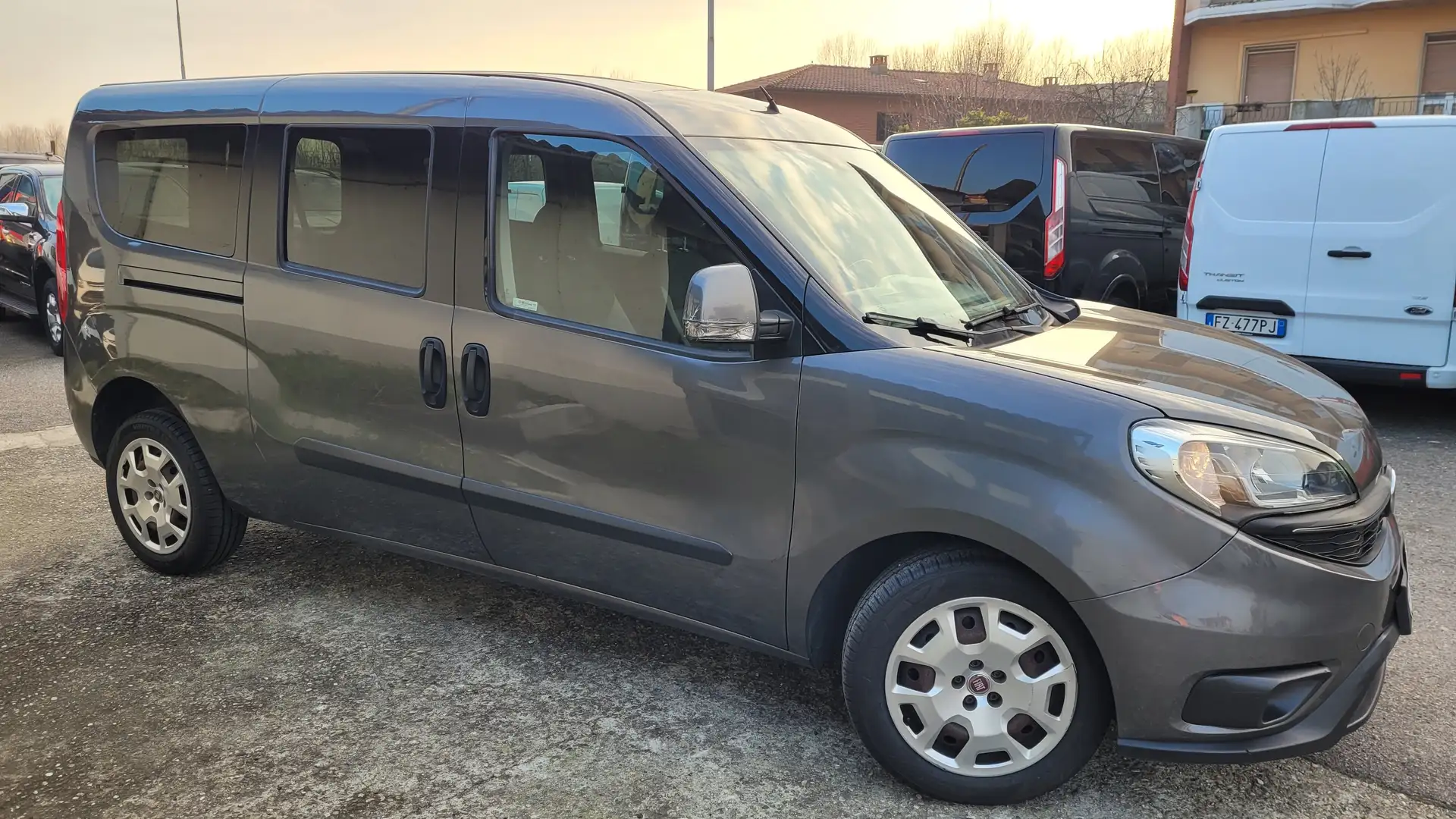 Fiat Doblo 1.6MJT 105CV PL Combi Maxi N1 E5 5p. prezzo finito Grigio - 1