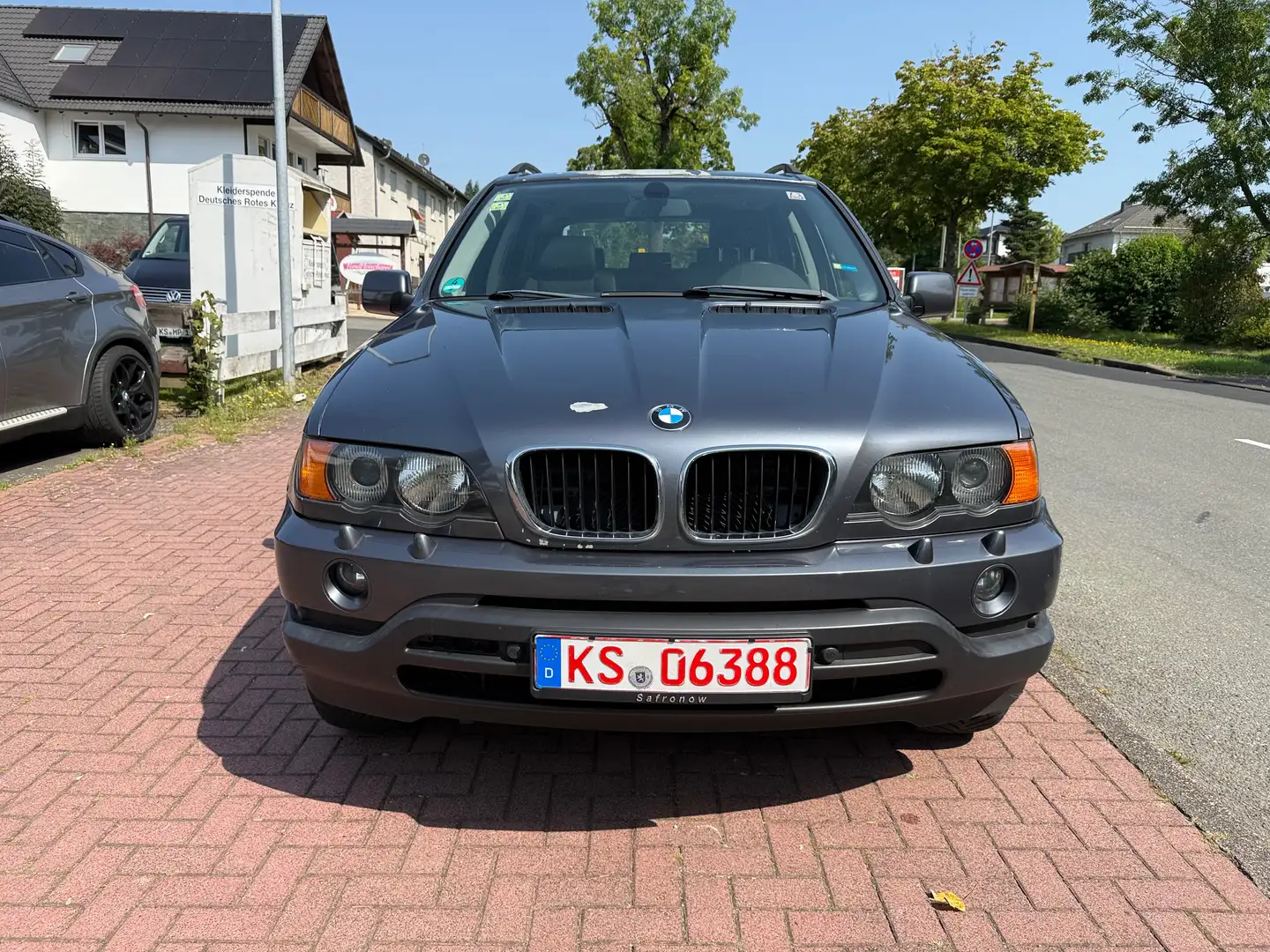 BMW X5 3.0 d Xenon Leder Navi HU AU 10/2026 Grijs - 2