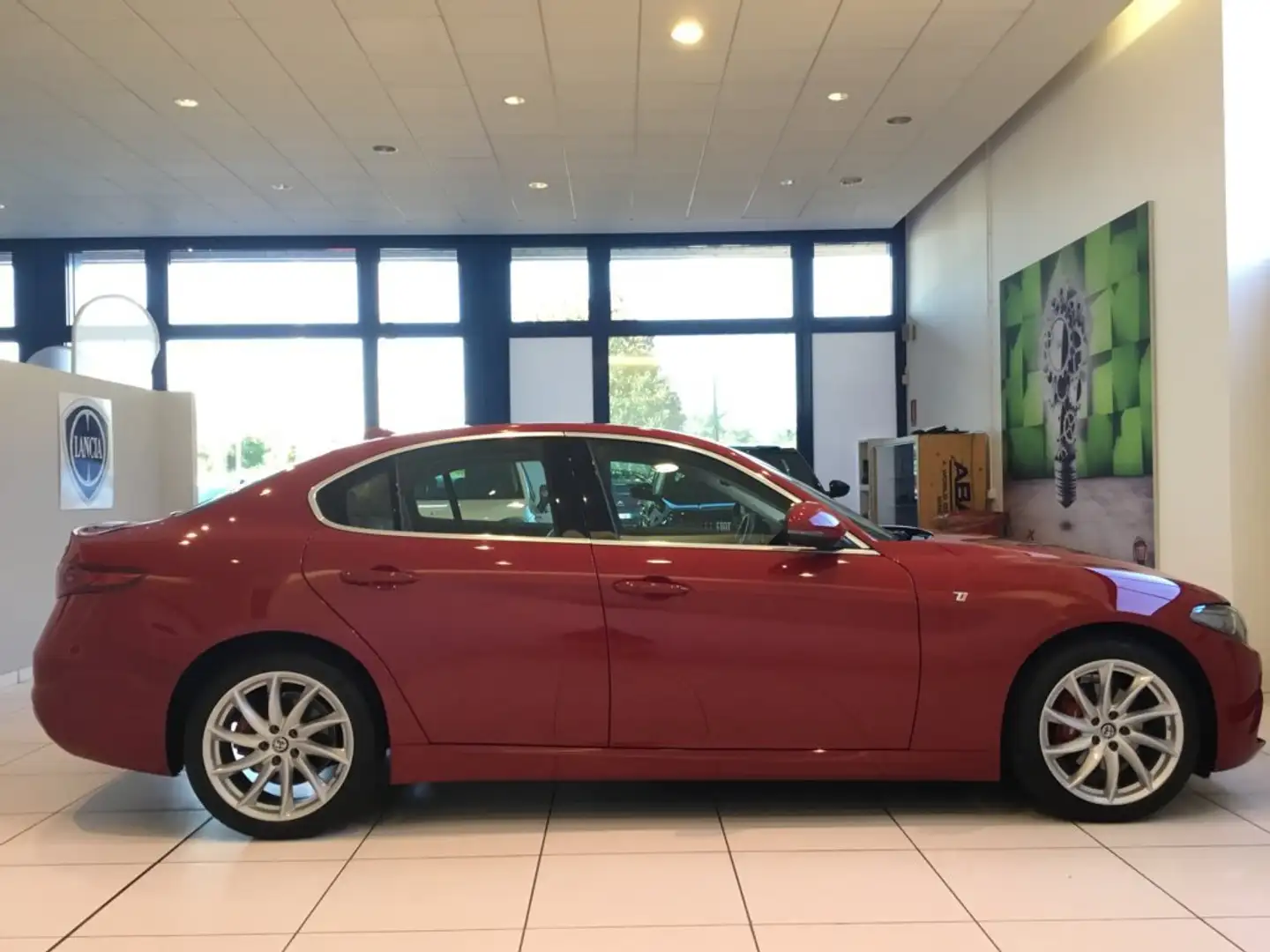 Alfa Romeo Giulia Giulia 2.0 Turbo 200 CV AT8 Ti MY20 Rouge - 2
